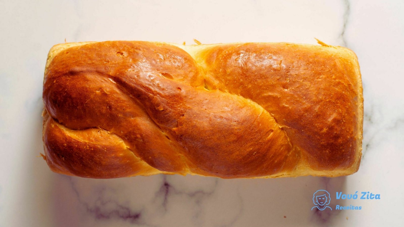 Leia mais sobre o artigo Pão de leite fofinho: receita econômica e deliciosa para seu café da manhã
