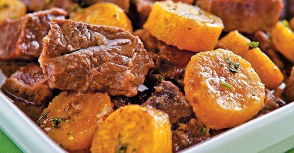 Picadinho de Patinho com Banana-da-Terra: Um Toque Brasileiro em Seu Prato